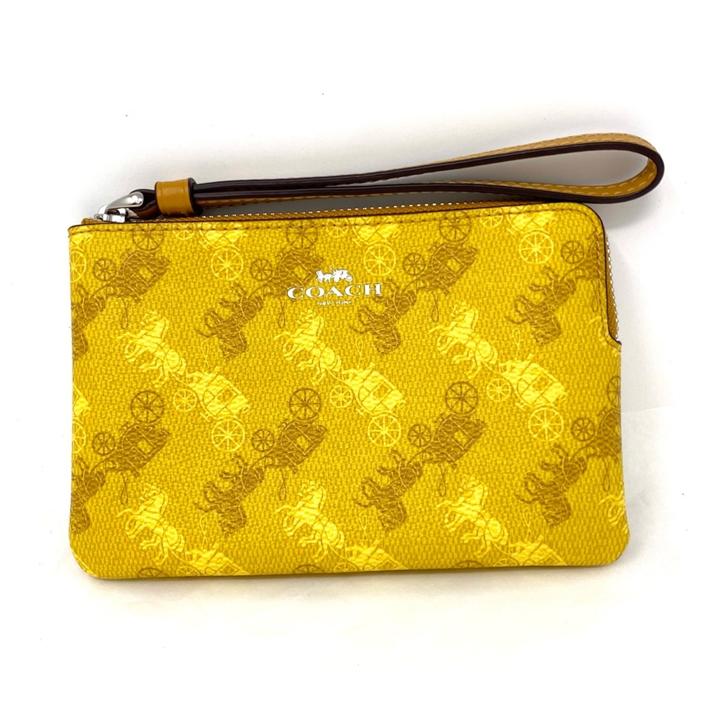 NWT Coach Wristlet